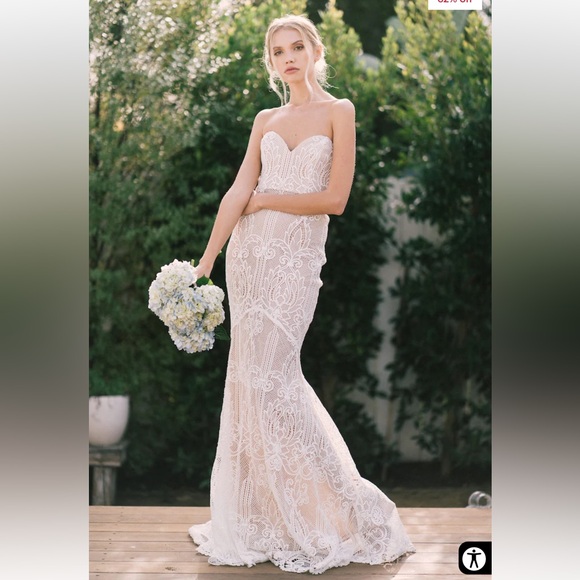 Stone Cold Fox Market Gown in White Lace NWT